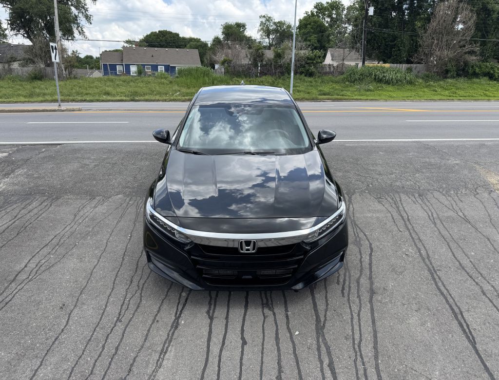 2019 Honda Accord Image 2
