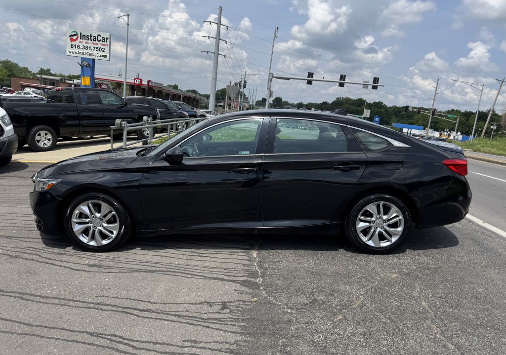 2019 Honda Accord Image 9