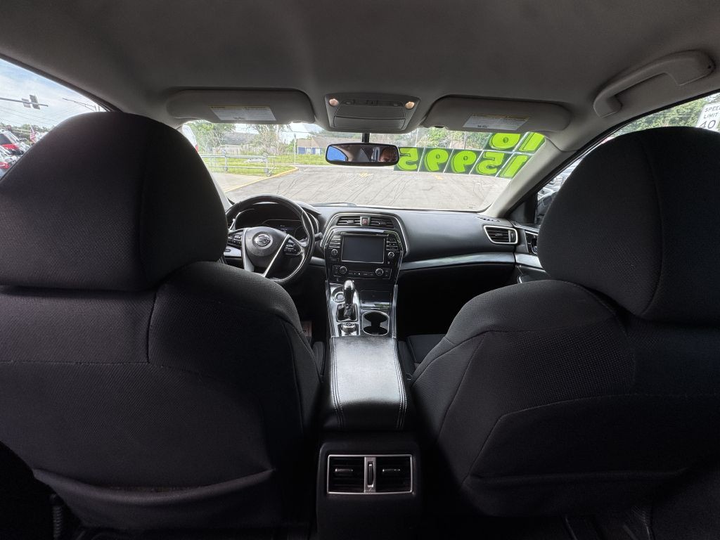 2016 Nissan Maxima Image 24
