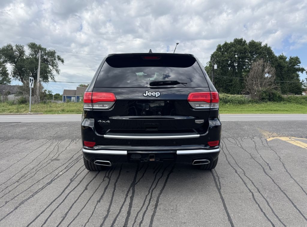2017 Jeep Grand Cherokee Image 11