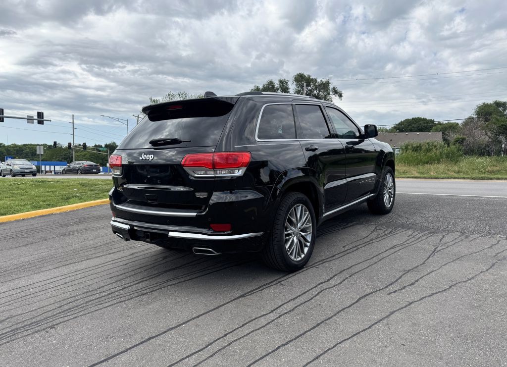 2017 Jeep Grand Cherokee Image 13