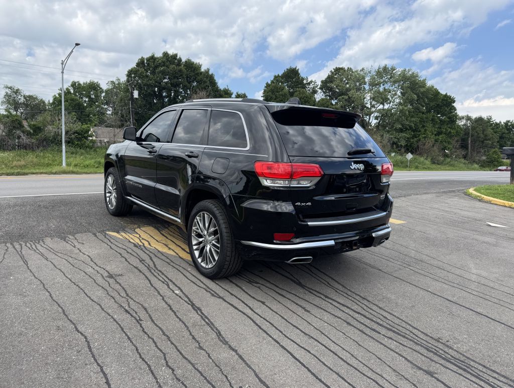 2017 Jeep Grand Cherokee Image 15