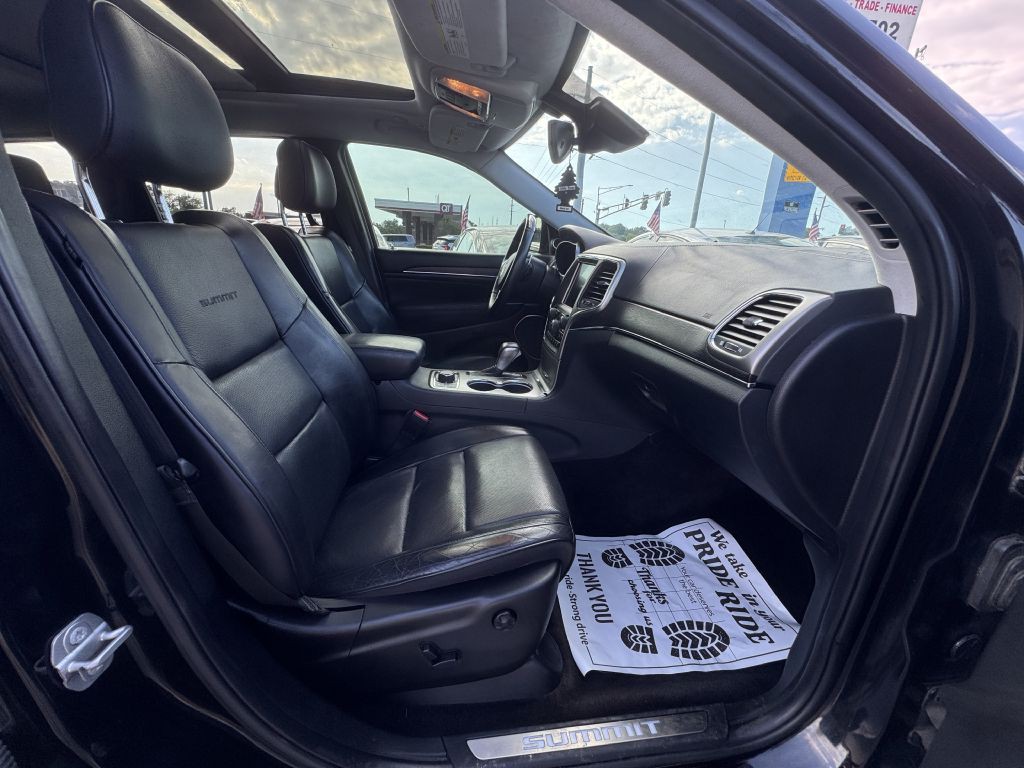 2017 Jeep Grand Cherokee Image 19
