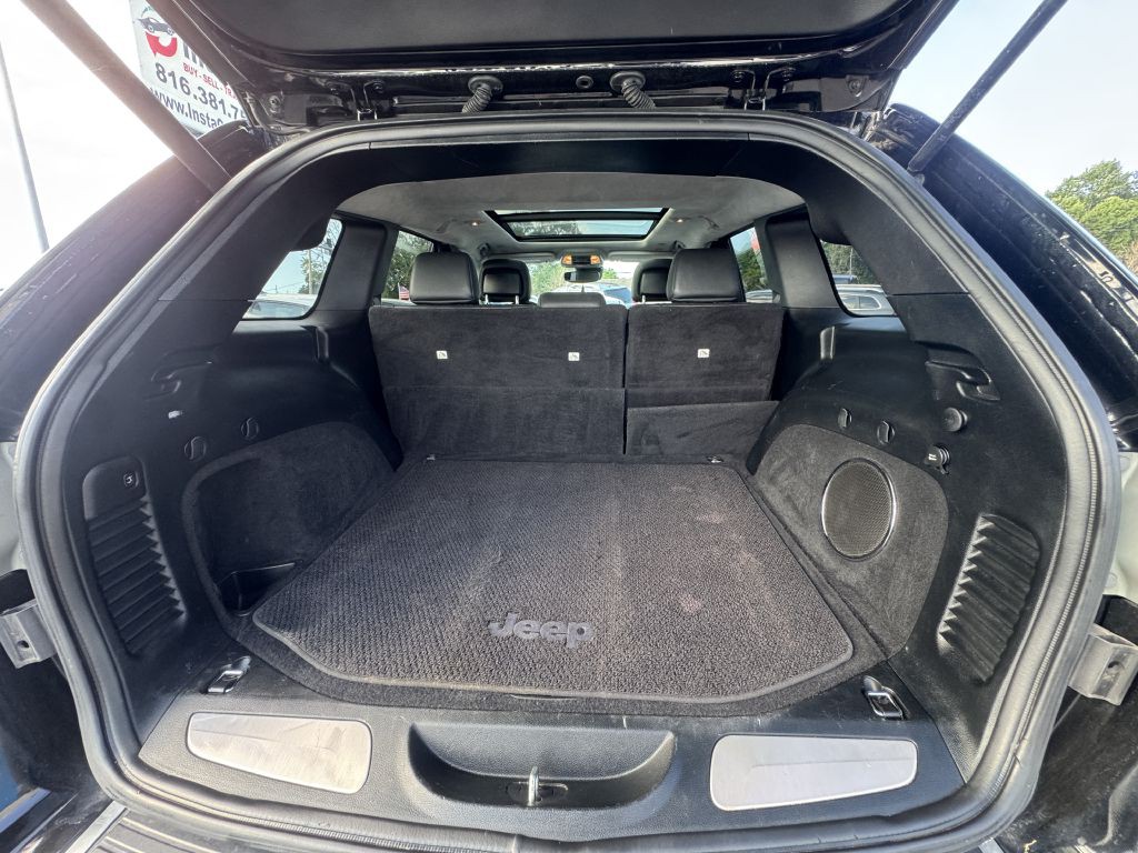 2017 Jeep Grand Cherokee Image 28