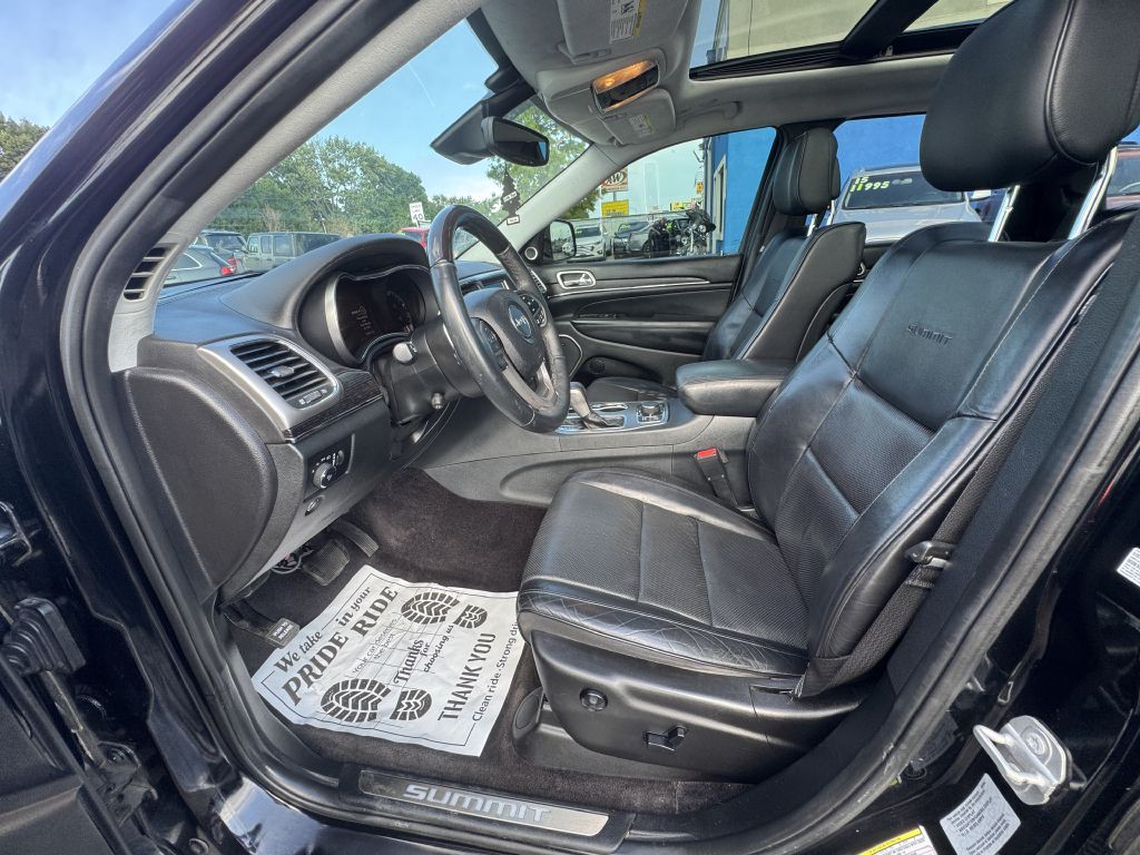 2017 Jeep Grand Cherokee Image 29