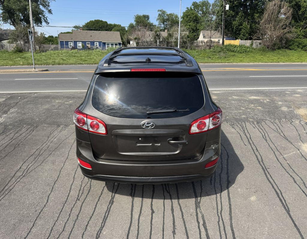 2012 Hyundai Santa Fe Image 9