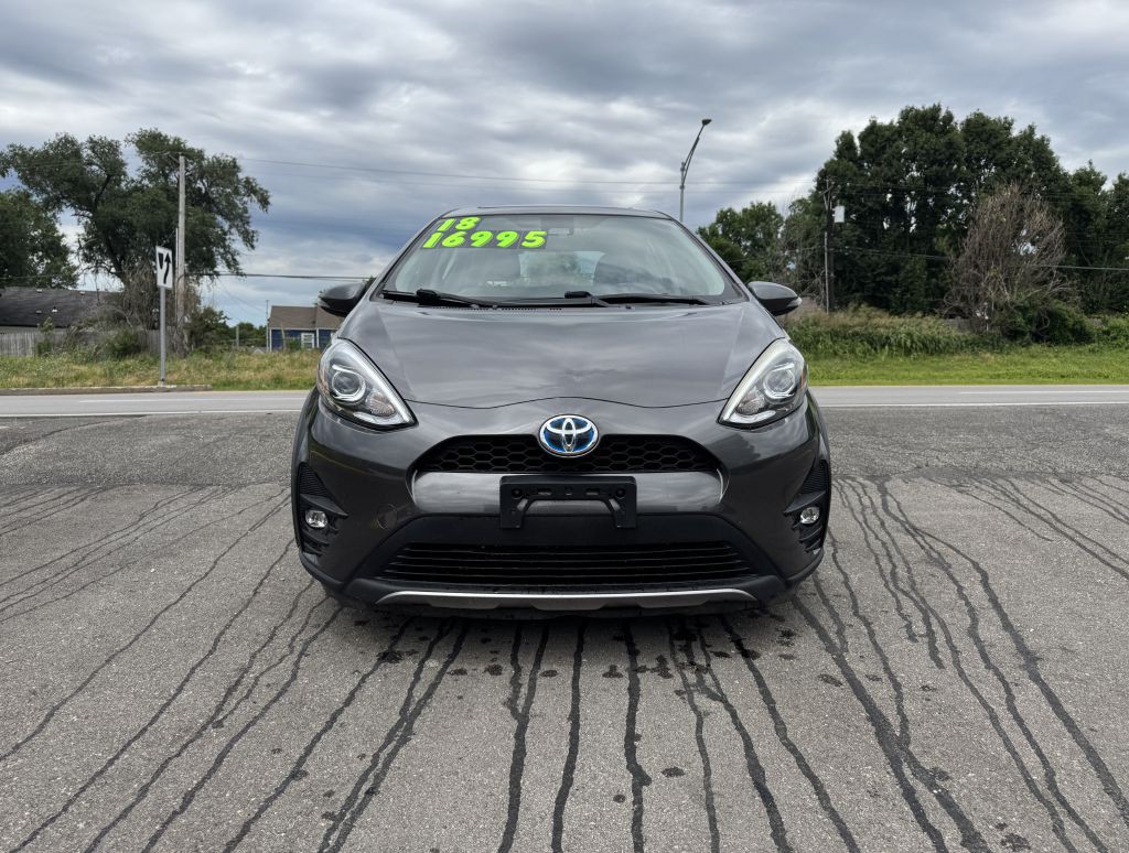 2018 Toyota Prius Image 2
