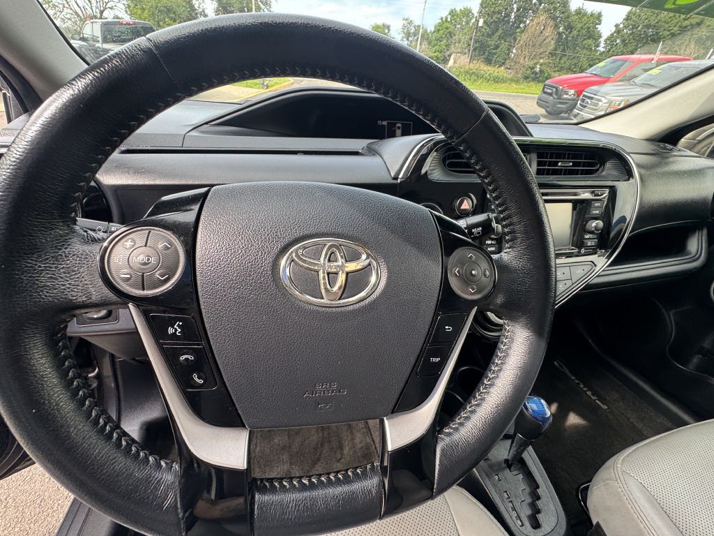 2018 Toyota Prius Image 27