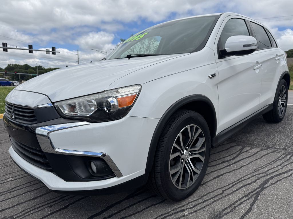2017 Mitsubishi Outlander Image 8