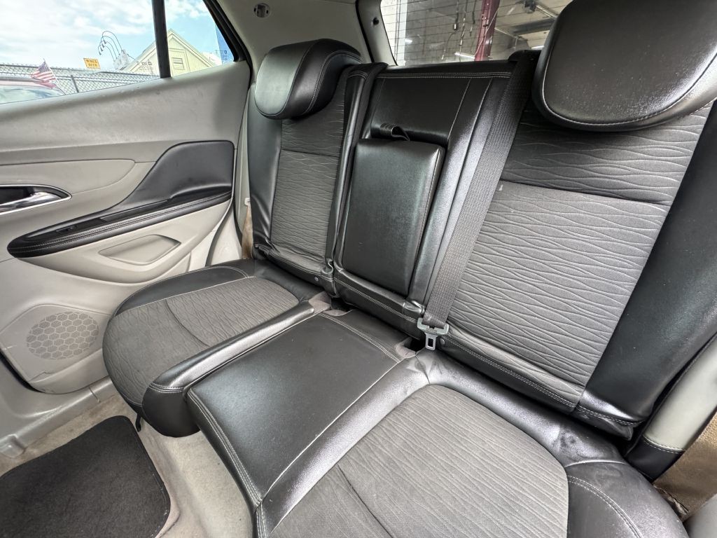 2015 Buick Enclave Image 16