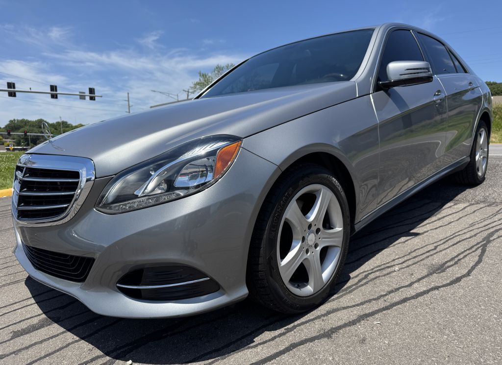2014 Mercedes-Benz E-Class Image 2