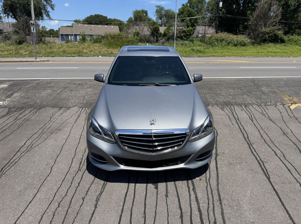 2014 Mercedes-Benz E-Class Image 3