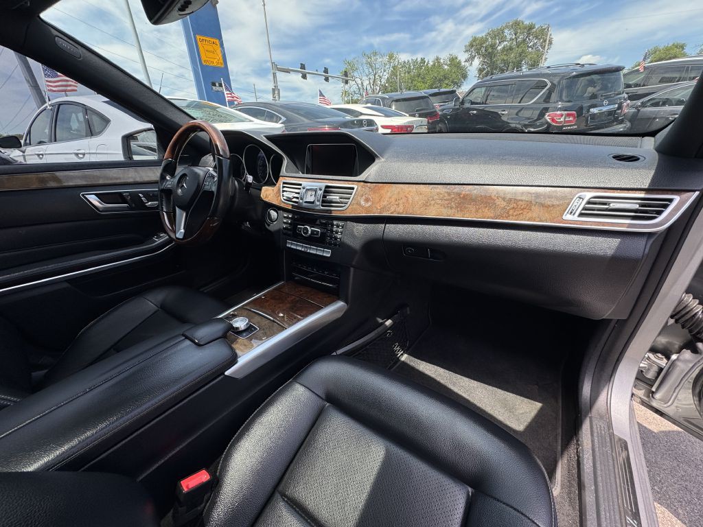 2014 Mercedes-Benz E-Class Image 23