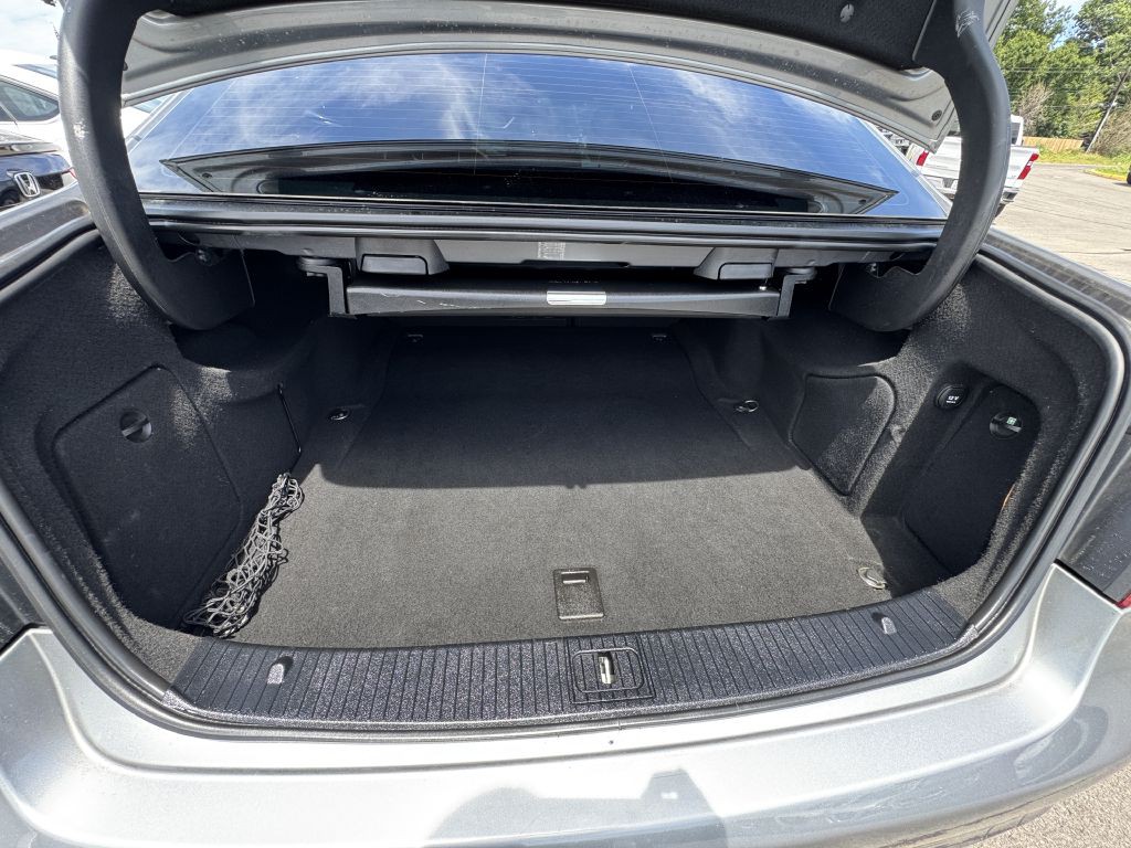 2014 Mercedes-Benz E-Class Image 33