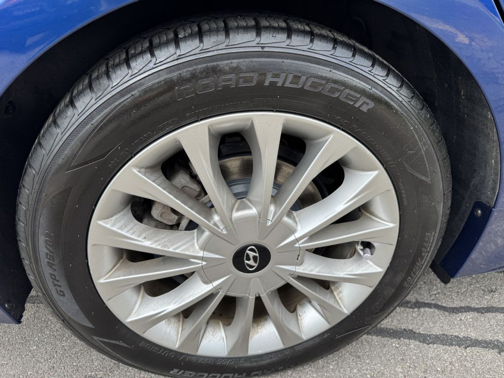 2015 Hyundai Sonata Image 17