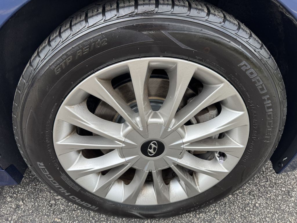 2015 Hyundai Sonata Image 18