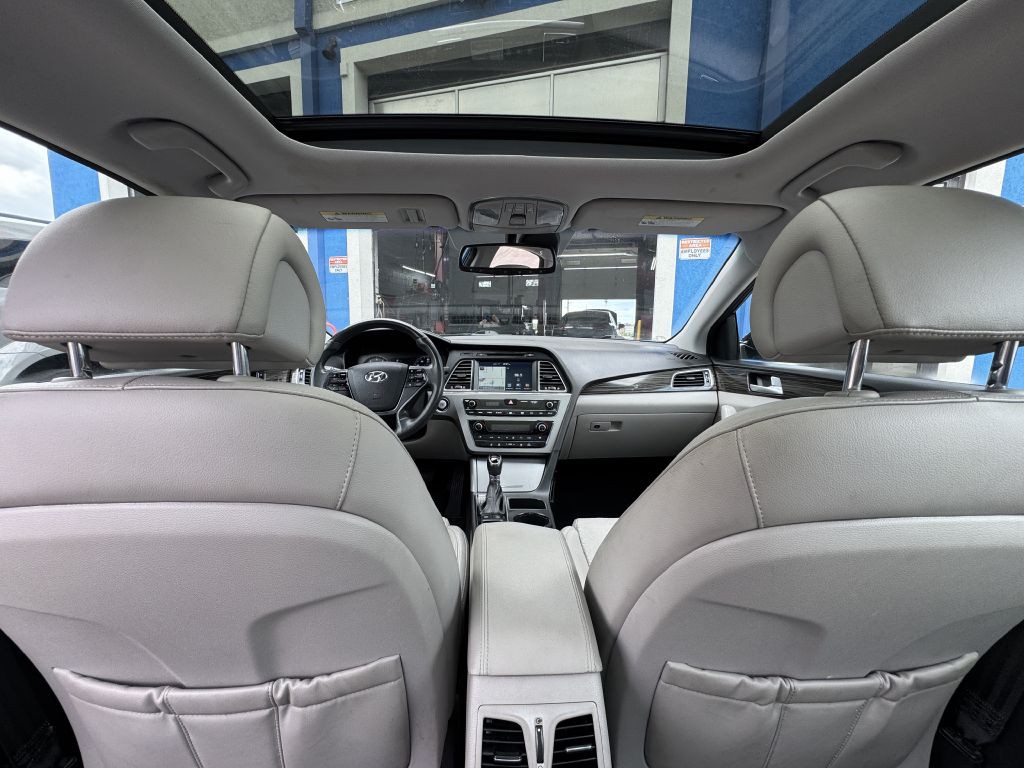 2015 Hyundai Sonata Image 24