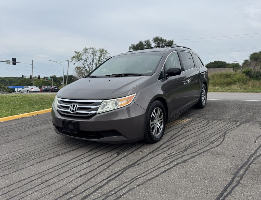 2012 Honda Odyssey Image 4