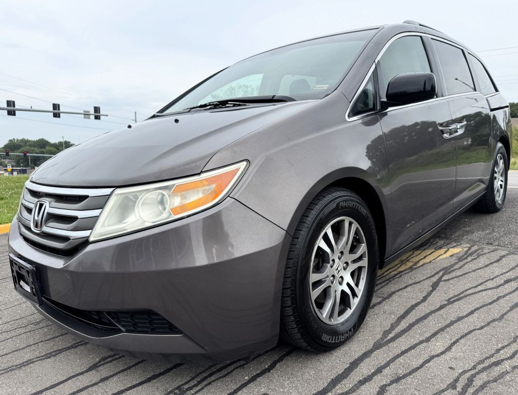 2012 Honda Odyssey Image 5