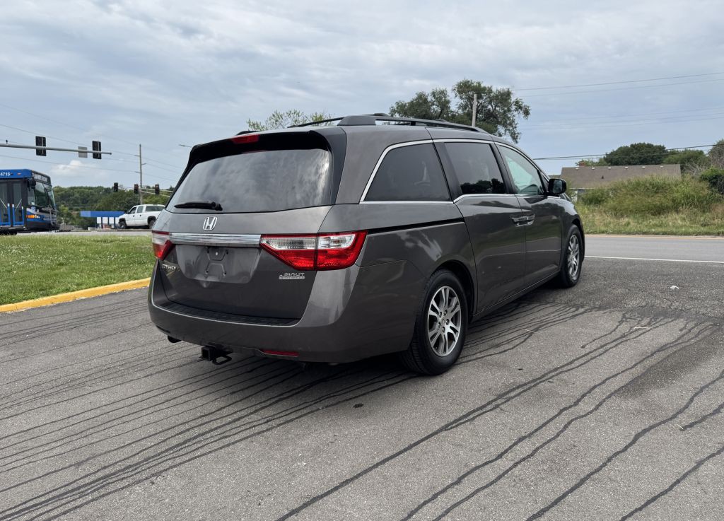 2012 Honda Odyssey Image 11