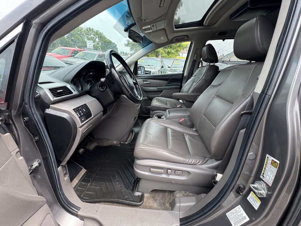 2012 Honda Odyssey Image 13
