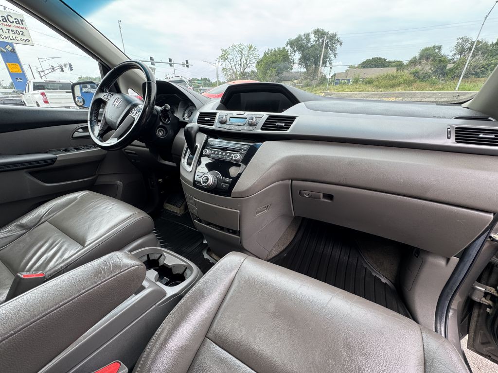 2012 Honda Odyssey Image 17