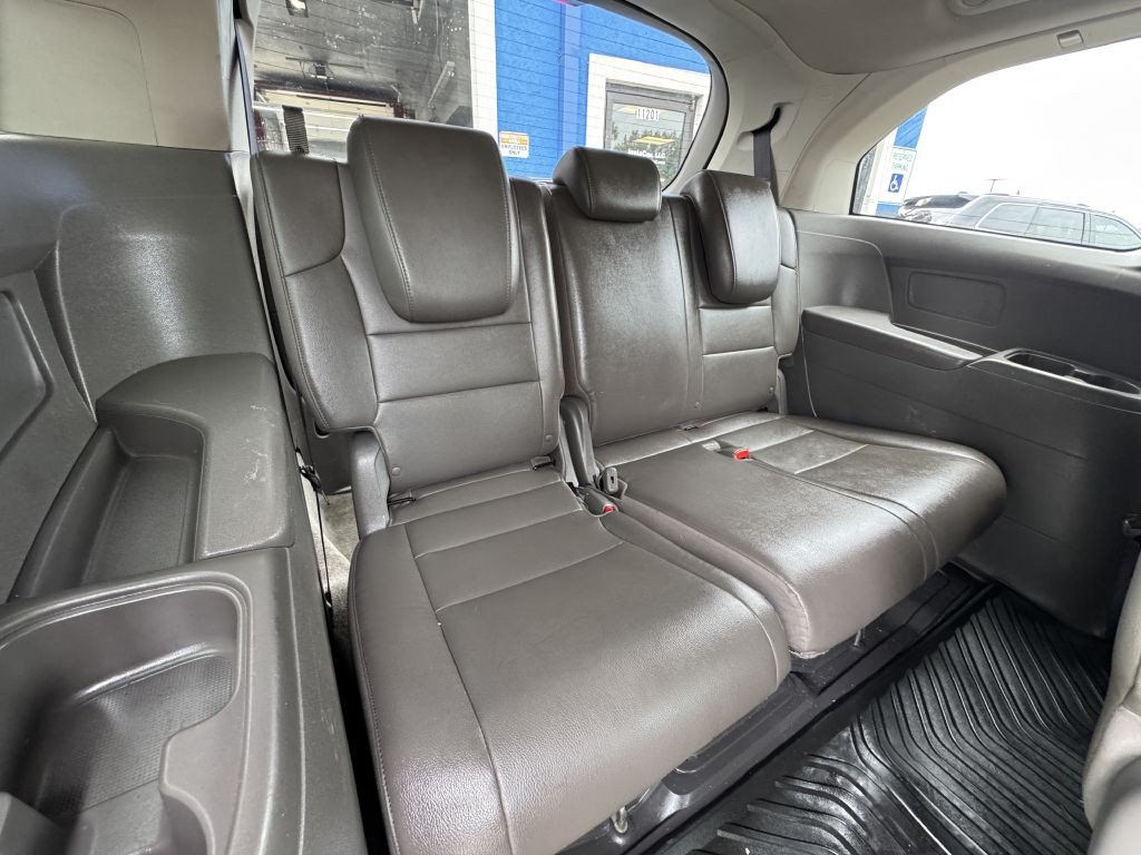 2012 Honda Odyssey Image 19