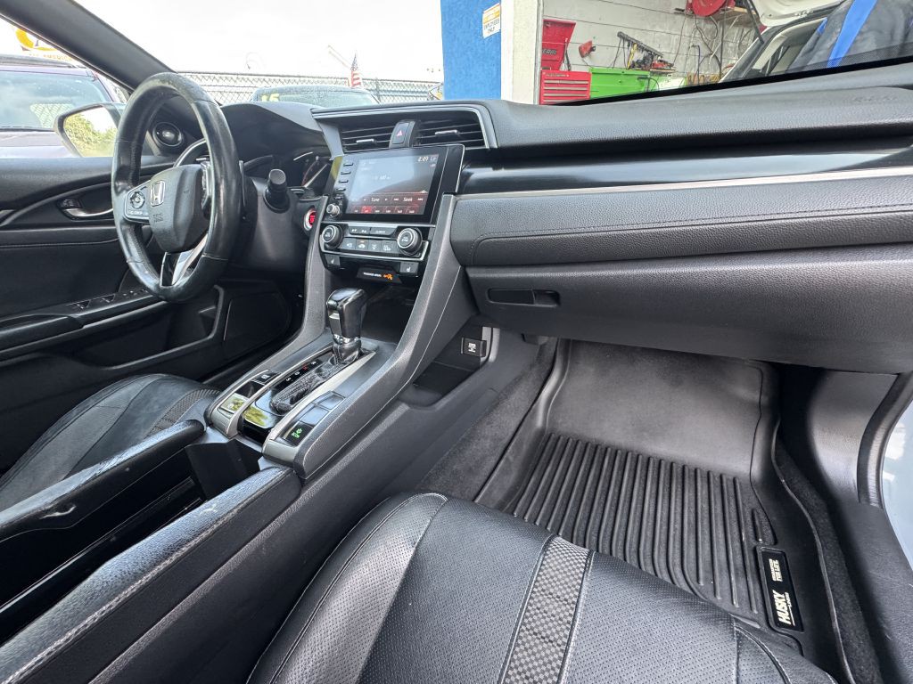 2020 Honda Civic Image 21