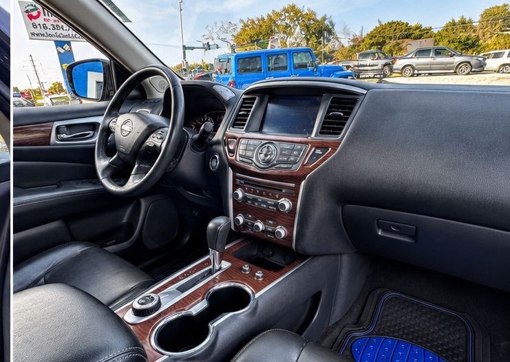 2017 Nissan Pathfinder Image 7