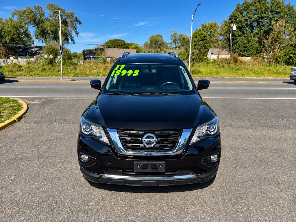 2017 Nissan Pathfinder Image 11