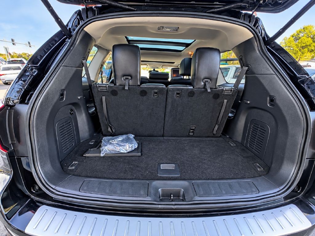 2017 Nissan Pathfinder Image 13