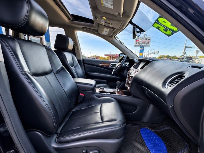 2017 Nissan Pathfinder Image 17
