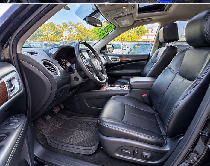 2017 Nissan Pathfinder Image 18
