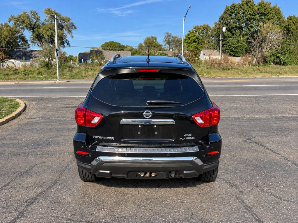 2017 Nissan Pathfinder Image 24