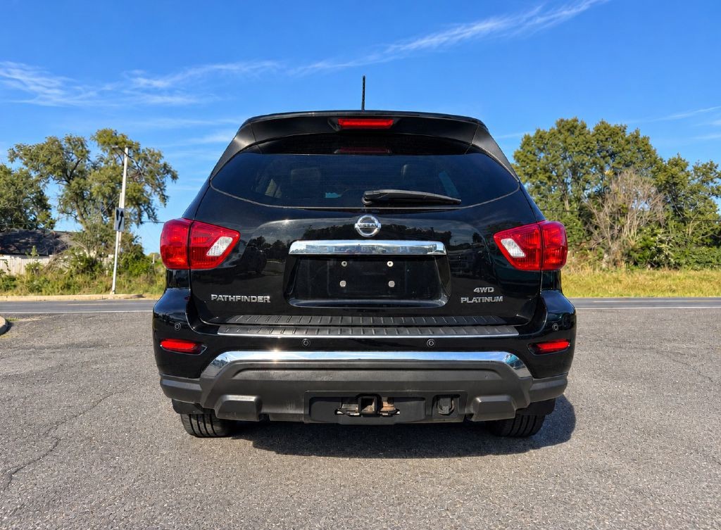 2017 Nissan Pathfinder Image 25