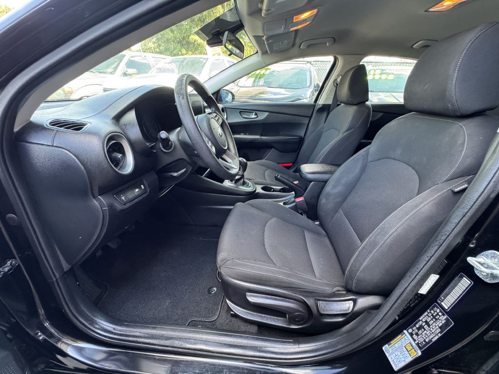 2020 Kia Forte Image 19