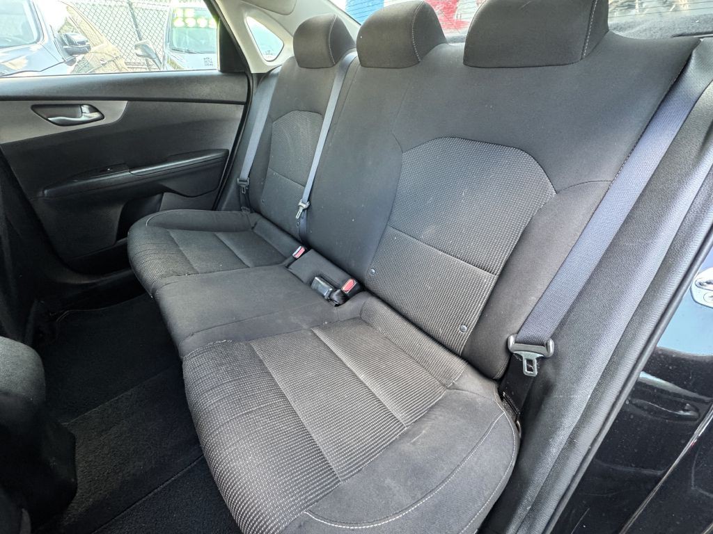 2020 Kia Forte Image 21