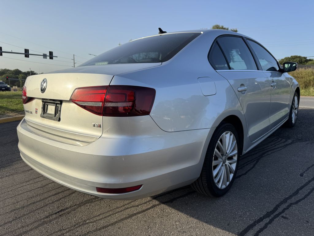 2016 Volkswagen Jetta Image 13