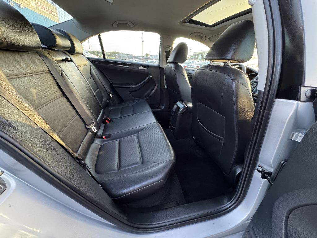 2016 Volkswagen Jetta Image 23