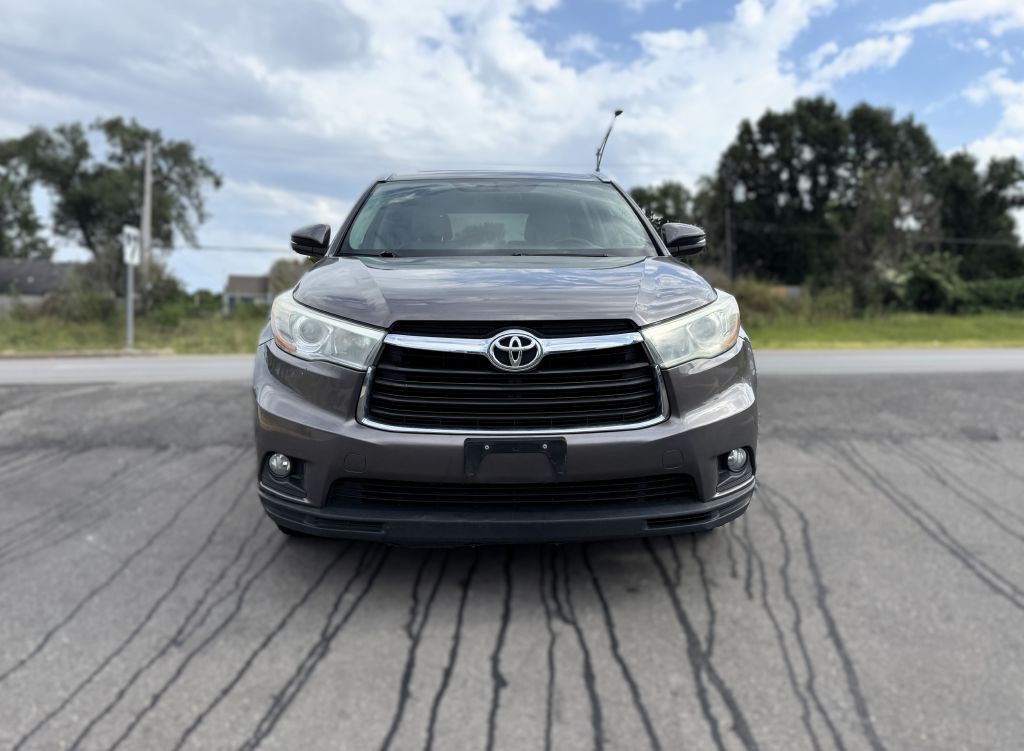 2016 Toyota Highlander Image 21