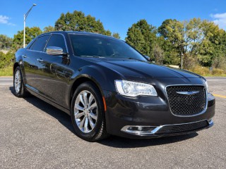 Image for 2017 Chrysler 300  ID: 7648125
