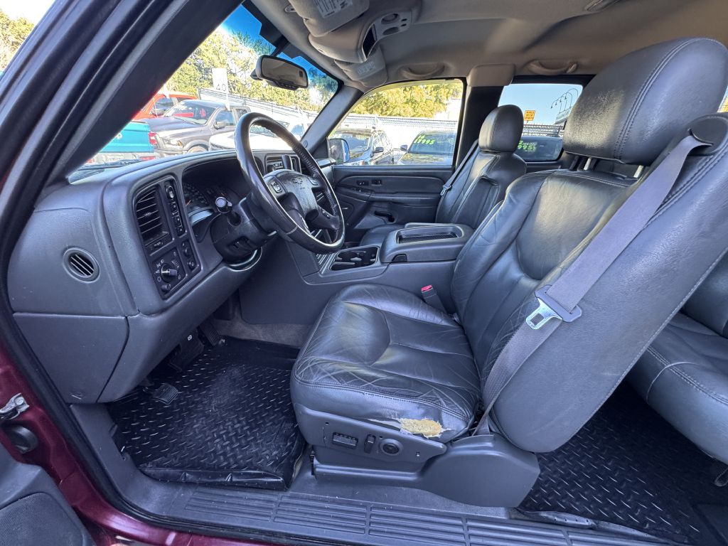 2004 Chevrolet Silverado 1500 Image 10