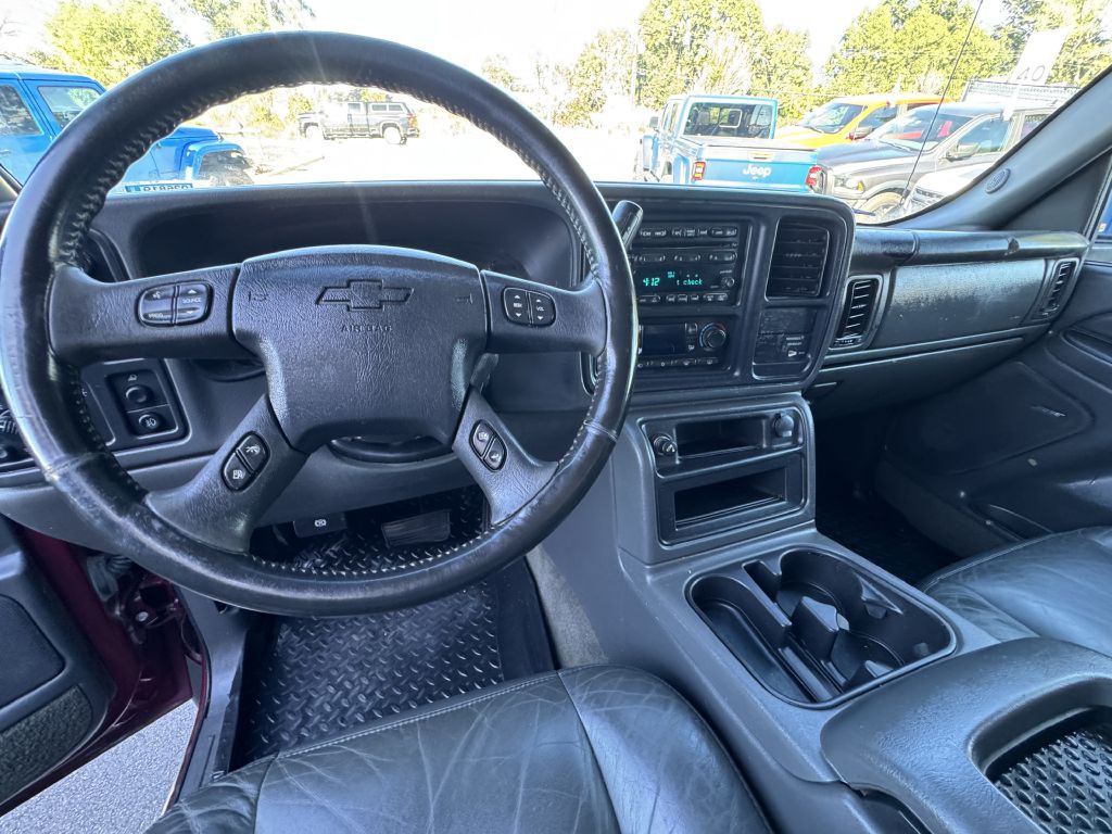2004 Chevrolet Silverado 1500 Image 12