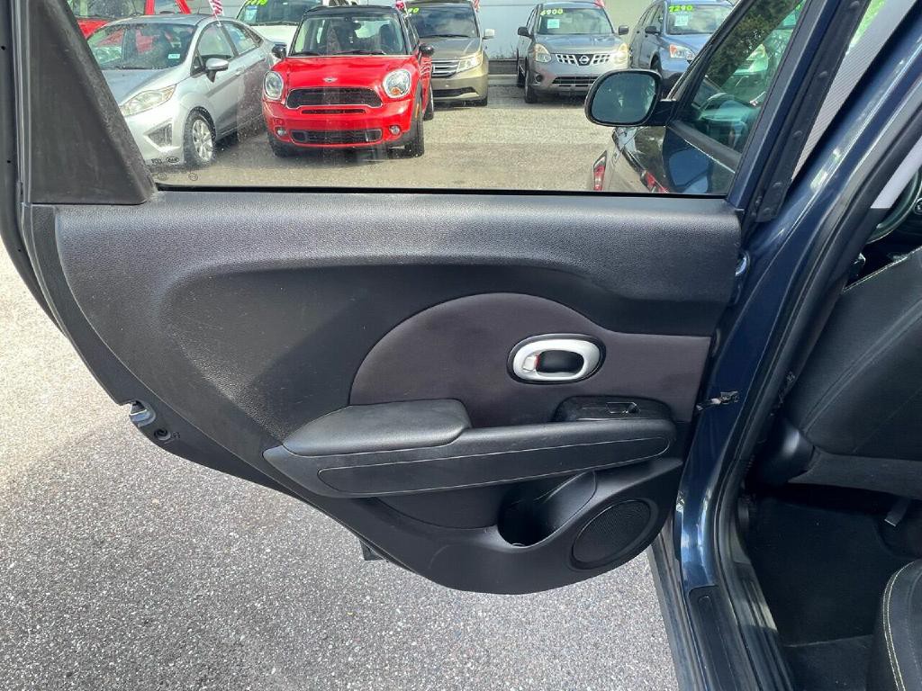 2016 Kia Soul Image 15