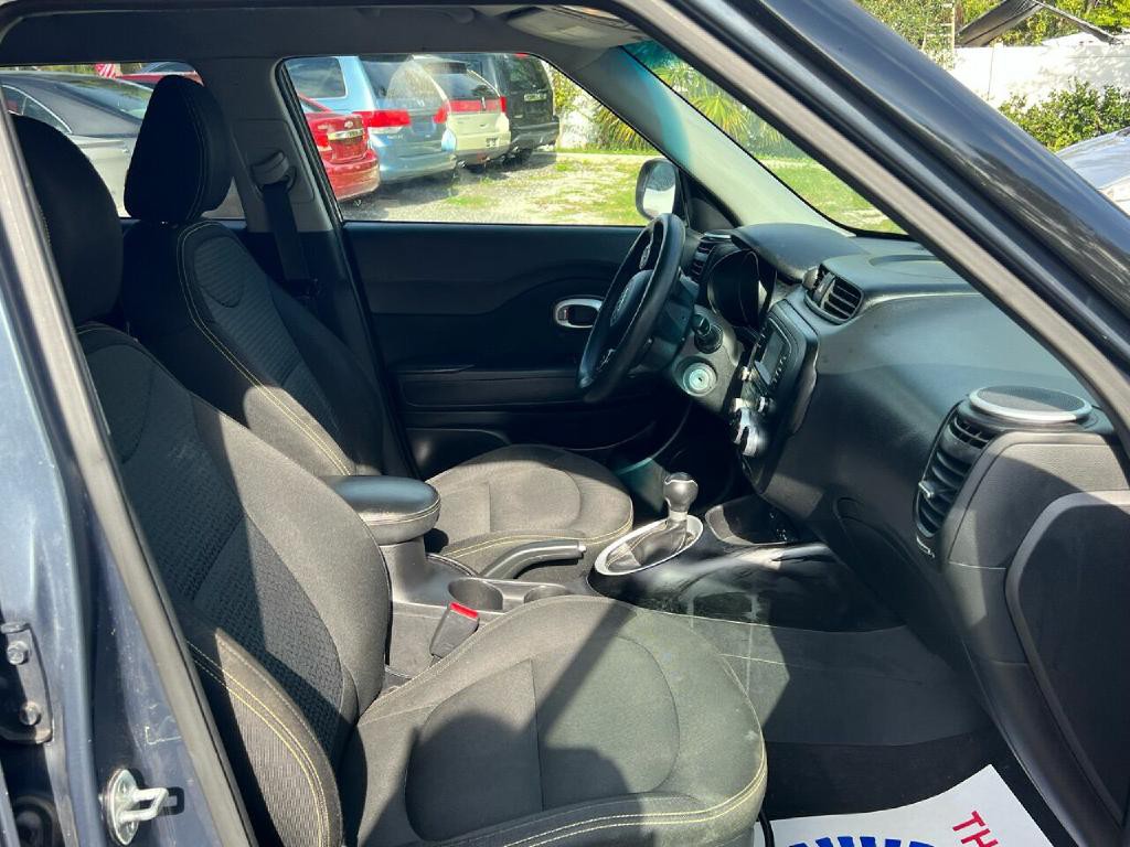 2016 Kia Soul Image 23