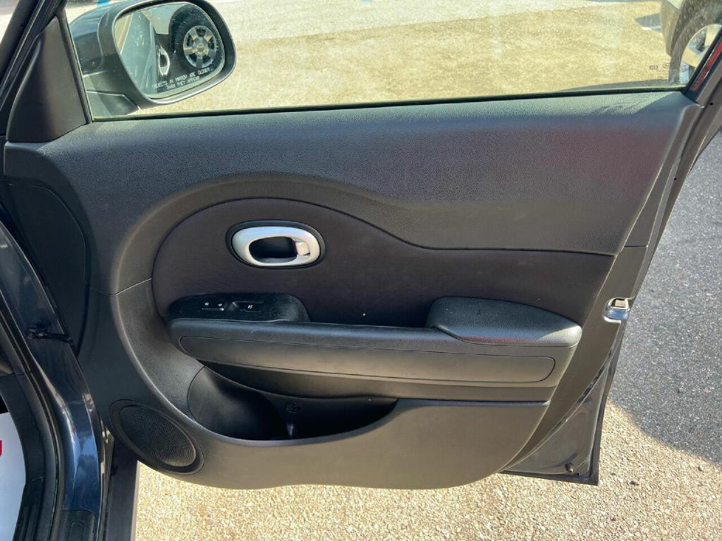2016 Kia Soul Image 27