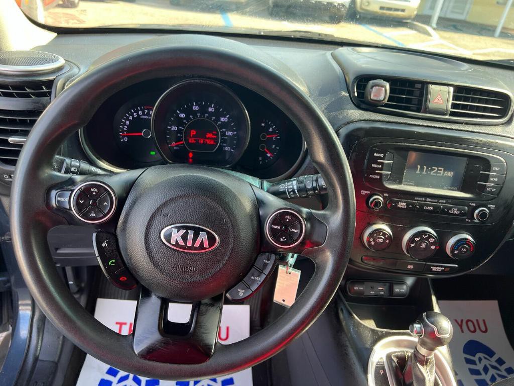 2016 Kia Soul Image 32