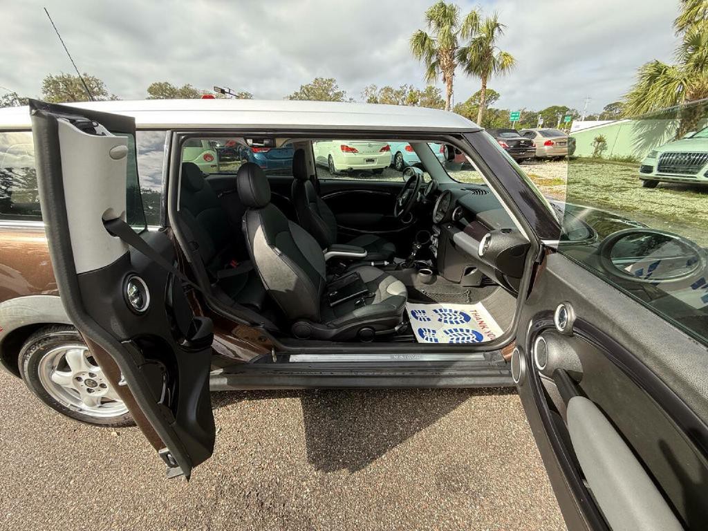 2008 MINI Cooper Clubman Image 6
