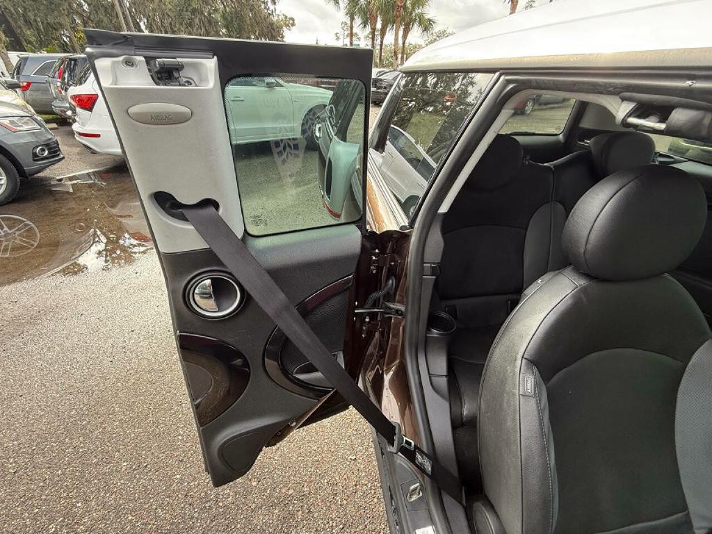 2008 MINI Cooper Clubman Image 10