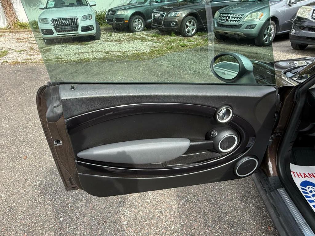 2008 MINI Cooper Clubman Image 13